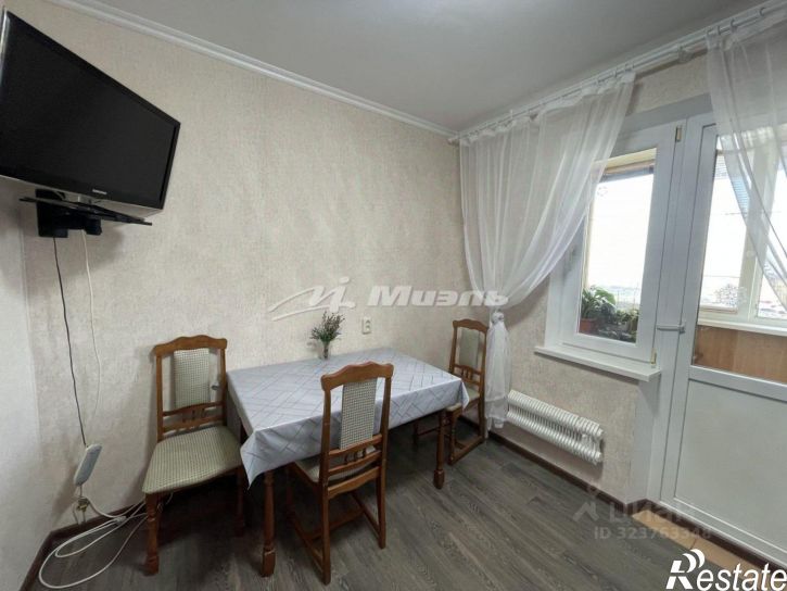 4-комн квартира Симферополь г., Центральный