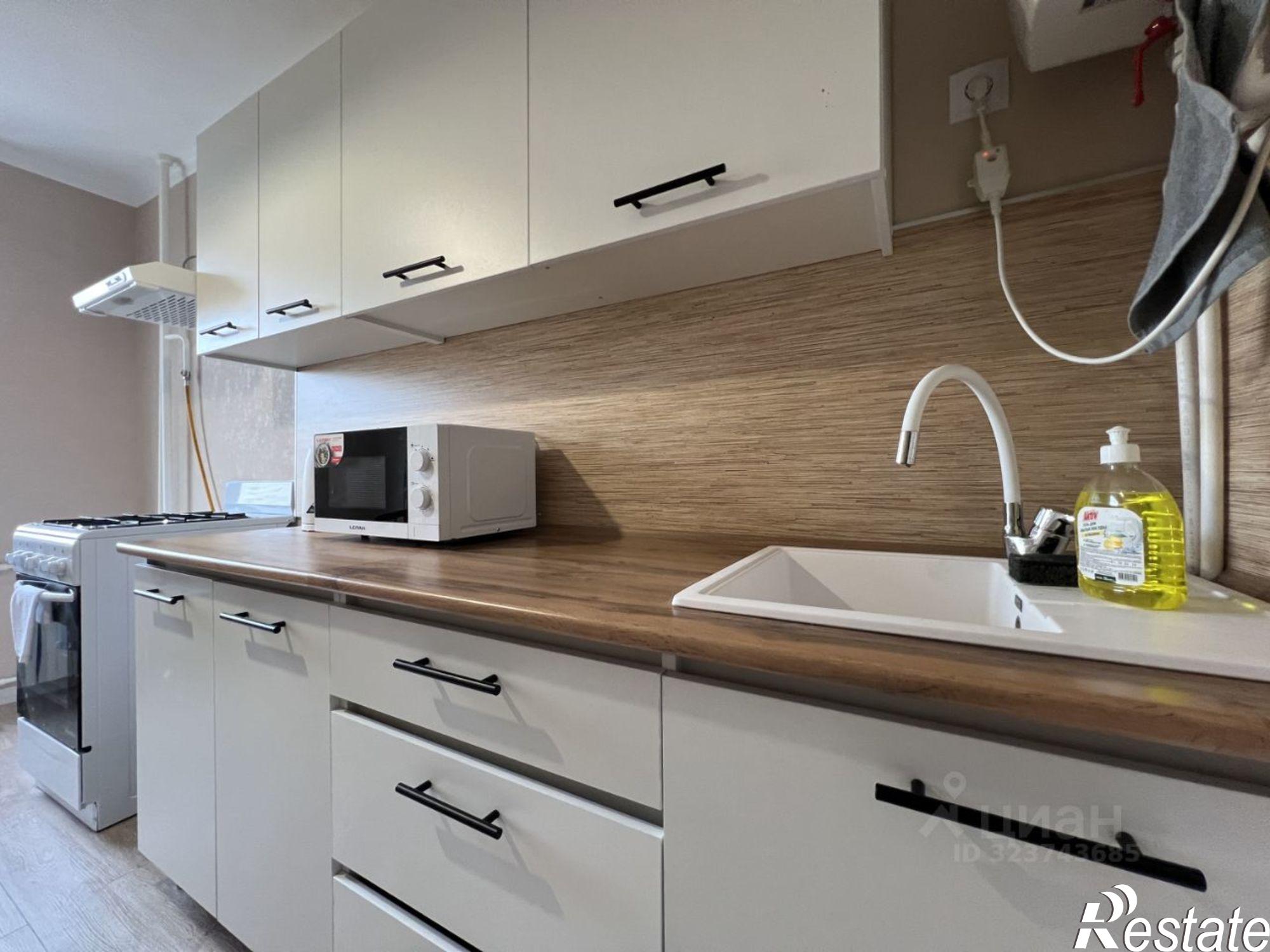 Сдать квартиру за 65 000 рублей на пр-кт Октябрьской революции, 32