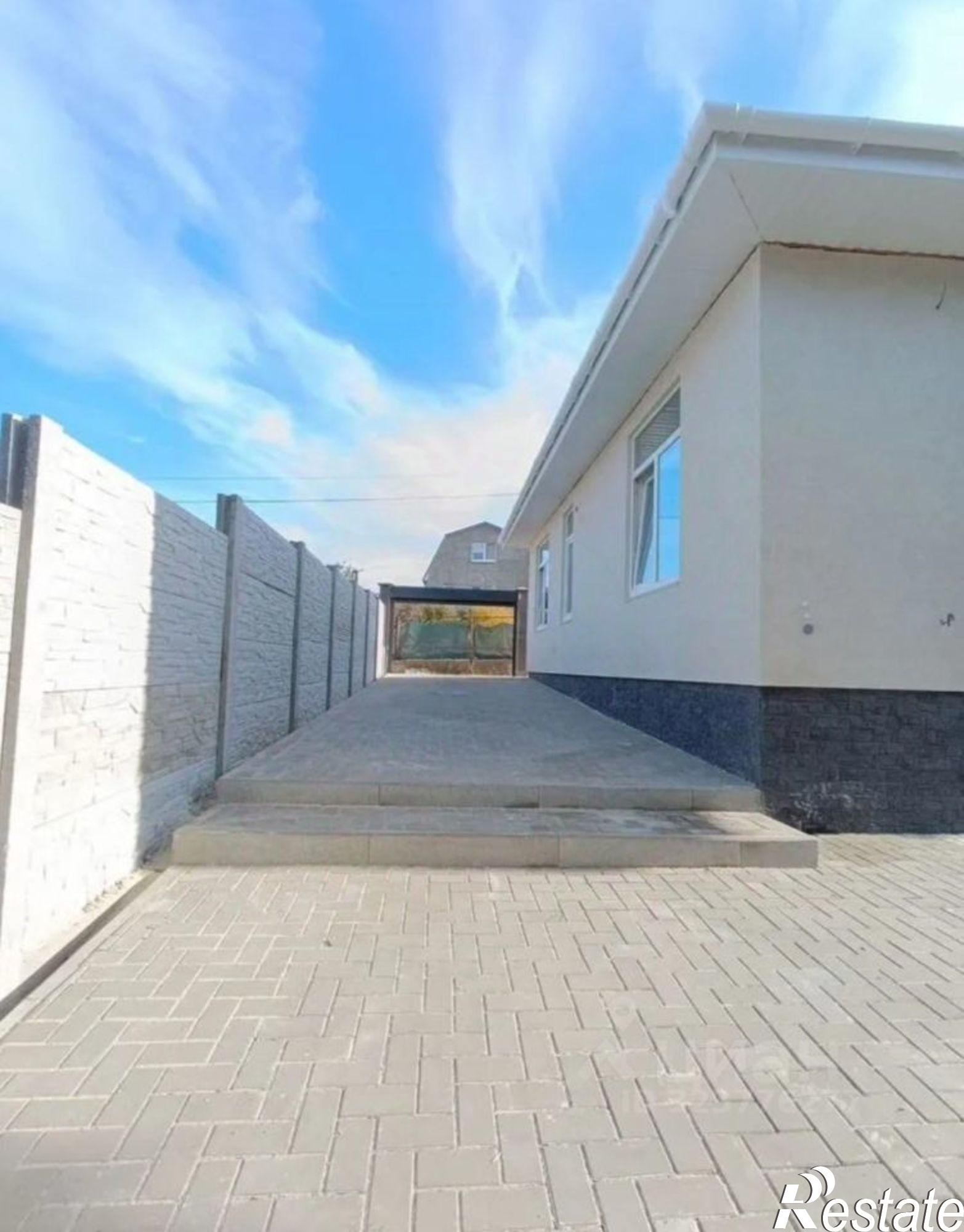 Купить дачу, дом, коттедж за 14 900 000 рублей на Севастополь, садоводческое товарищество Мрия