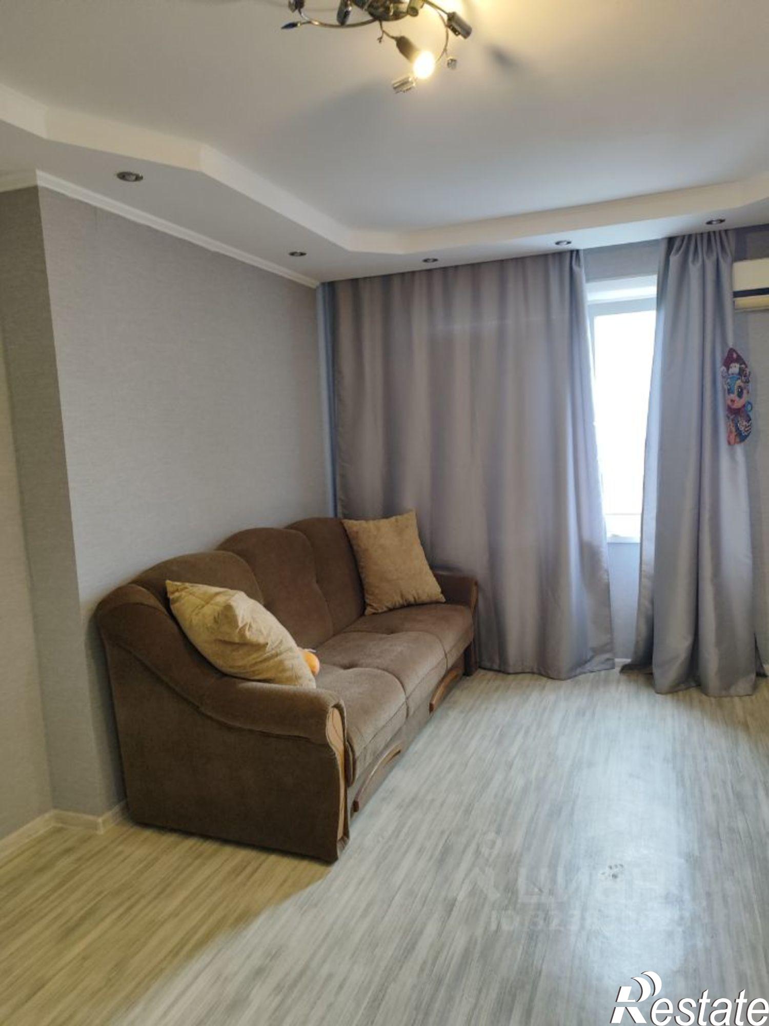 Сдать квартиру за 26 000 рублей на улица Александра Косарева, 14 14а 18