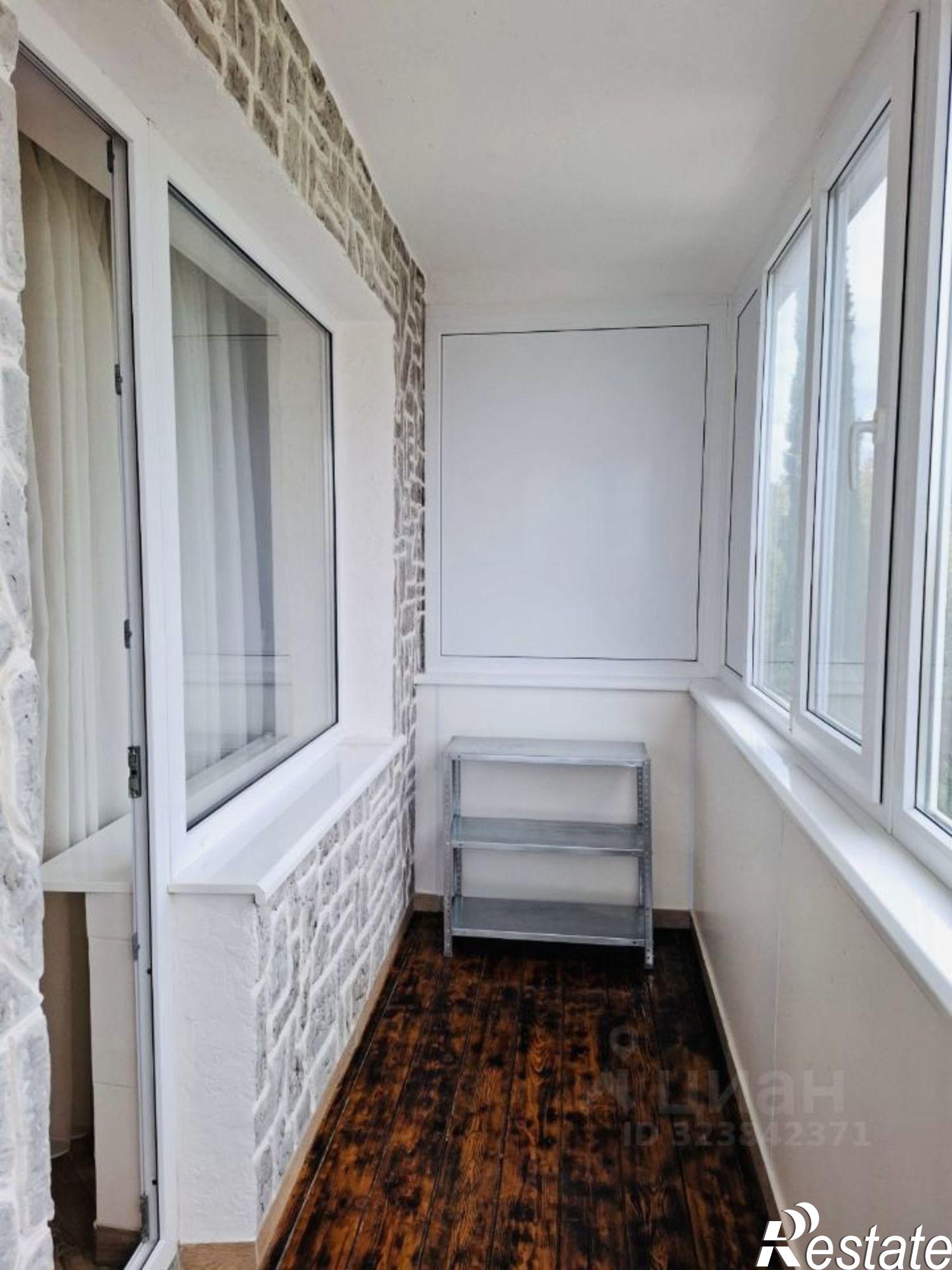 Сдать квартиру за 42 000 рублей на проспект Октябрьской Революции, 57