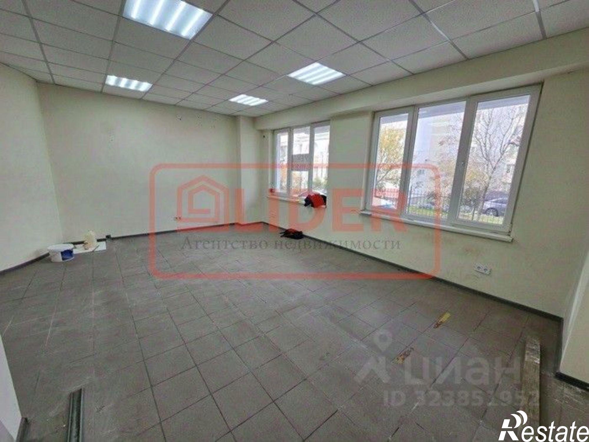 Сдать торговое помещение за 35 000 рублей на ул Павла Корчагина, 40б