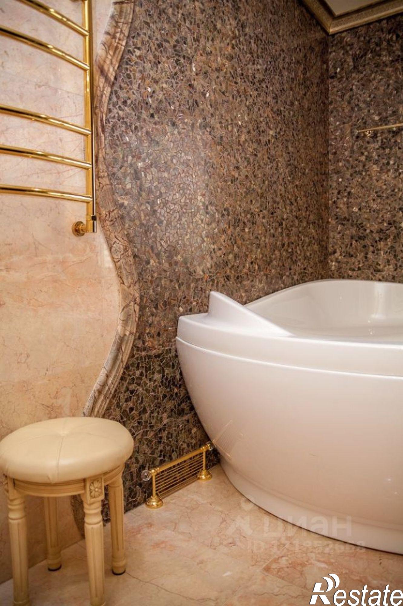 Купить дачу, дом, коттедж за 66 500 000 рублей на Трудовая улица, 22/1/2