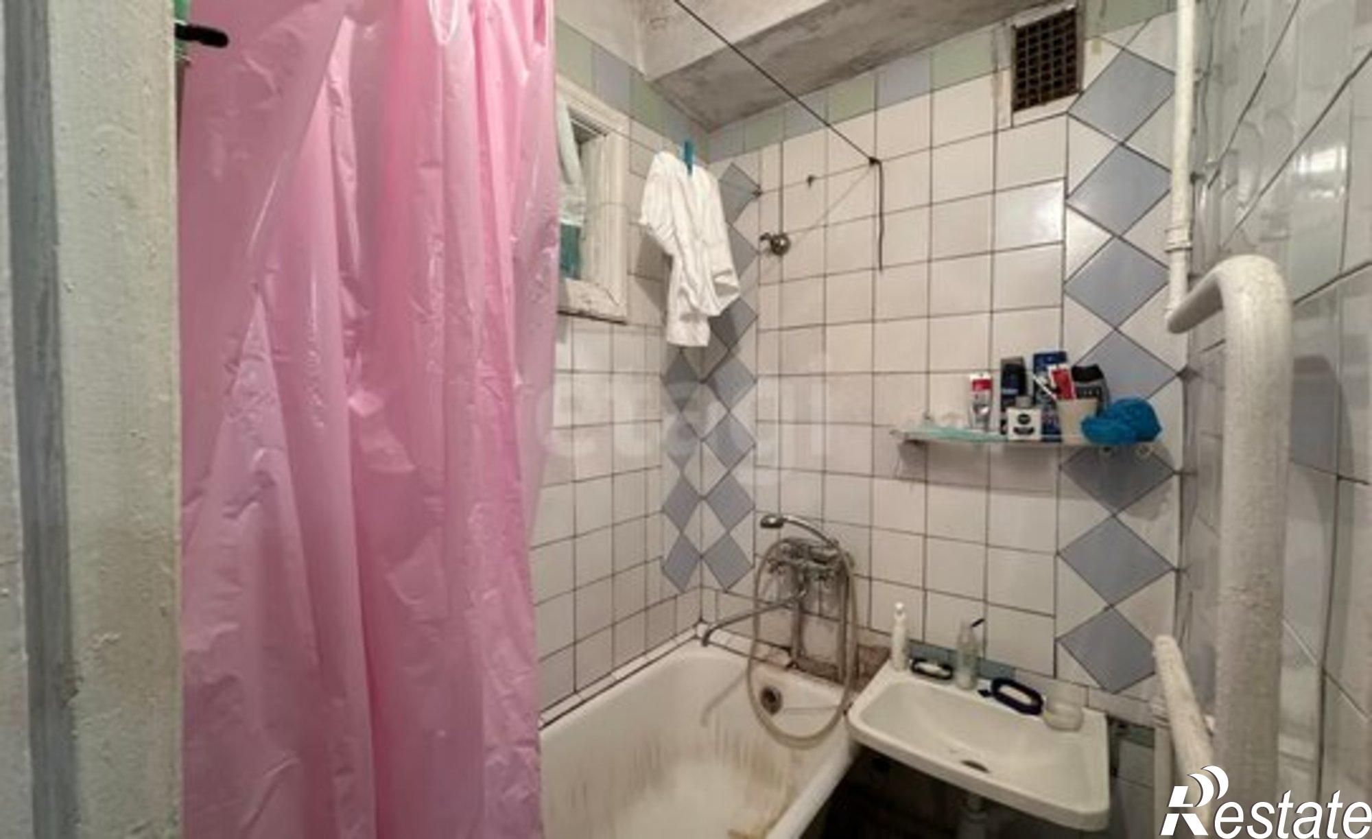 Купить квартиру за 8 300 000 рублей на проспект Генерала Острякова, 131