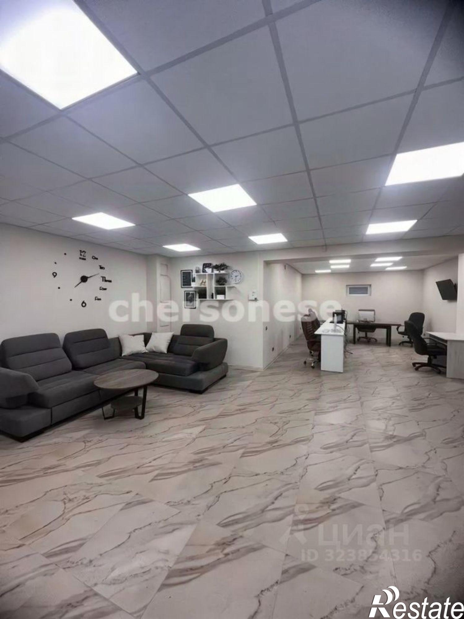 Купить помещение свободного назначения за 8 300 030 рублей на улица Вакуленчука, 53/10