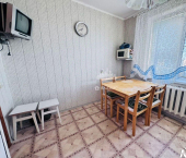 2-комн, 51кв м, этаж 9/9 улица Генерала Петрова, 14