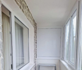 2-комн, 55кв м, этаж 3/5 проспект Октябрьской Революции, 57