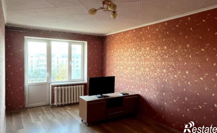 2-комн квартира Строительная улица, 13,  д. 13