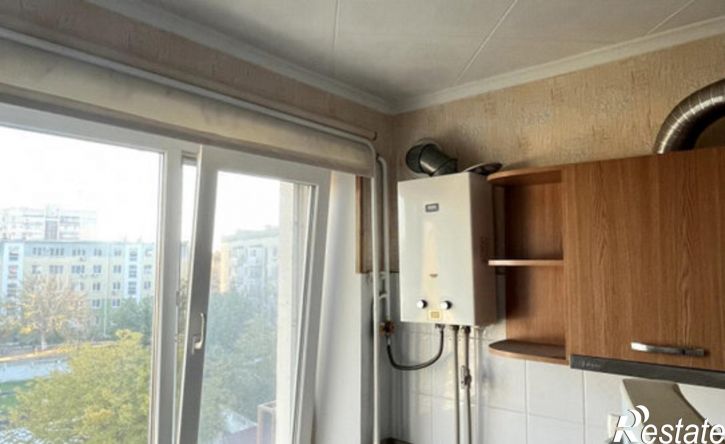 2-комн квартира Строительная улица, 13,  д. 13