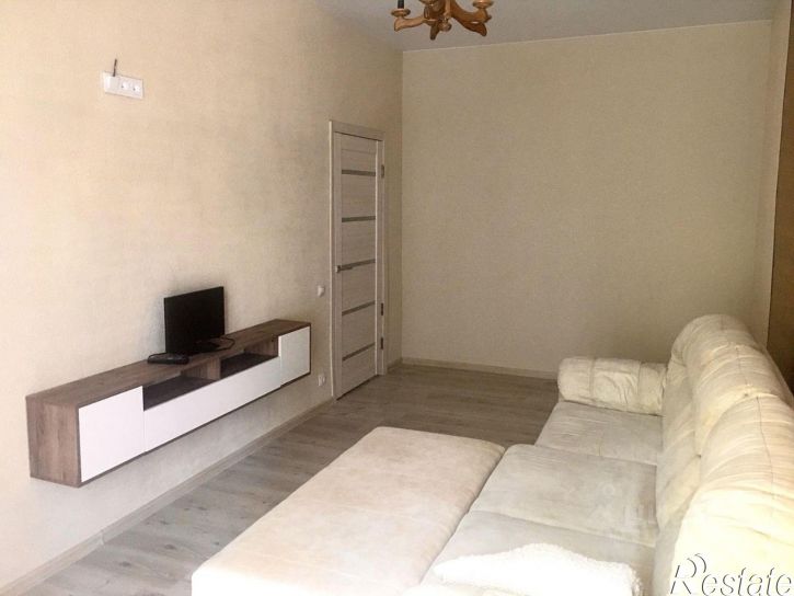 2-комн квартира ул Яна Гамарника, 5,  д. 5