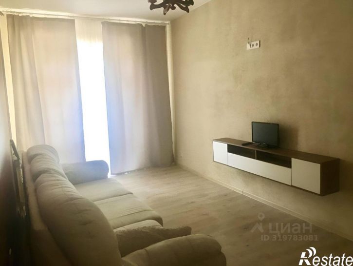 2-комн квартира ул Яна Гамарника, 5,  д. 5