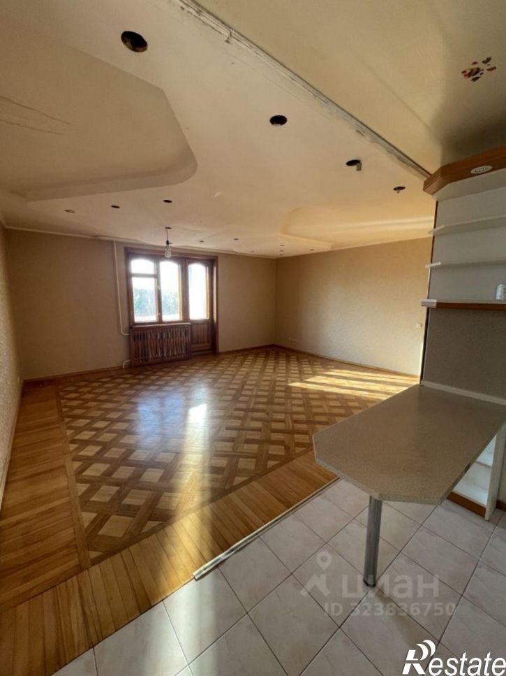 4-комн квартира пр-кт Генерала Острякова, 128,  д. 128