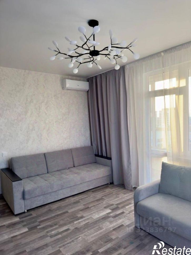 2-комн квартира ул Крымской весны, 5 2,  д. 5 2,  к. 2