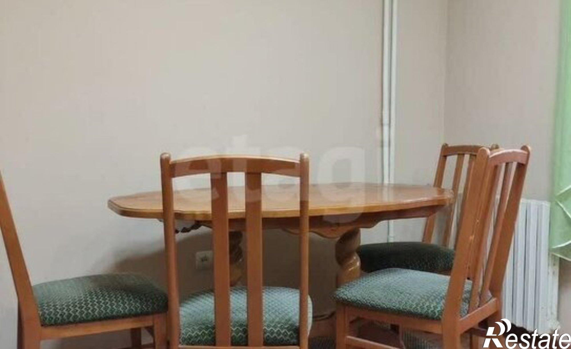 Купить квартиру за 9 750 000 рублей на ул Генерала Хрюкина, 4