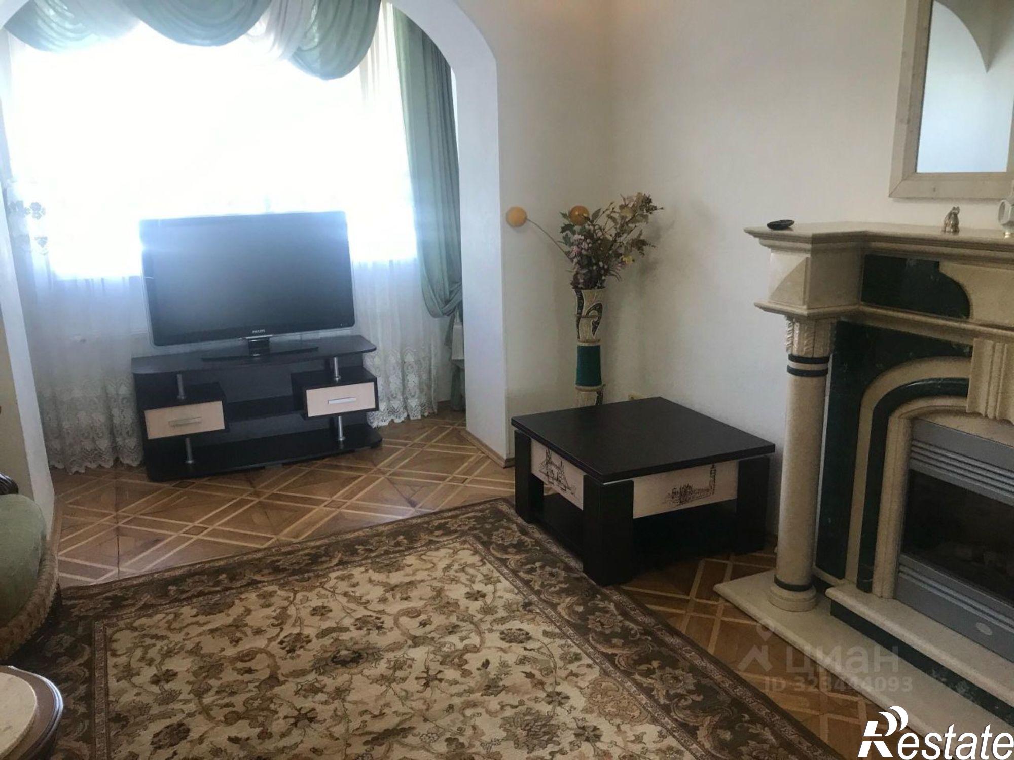 Сдать квартиру за 65 000 рублей на проспект Генерала Острякова, 205