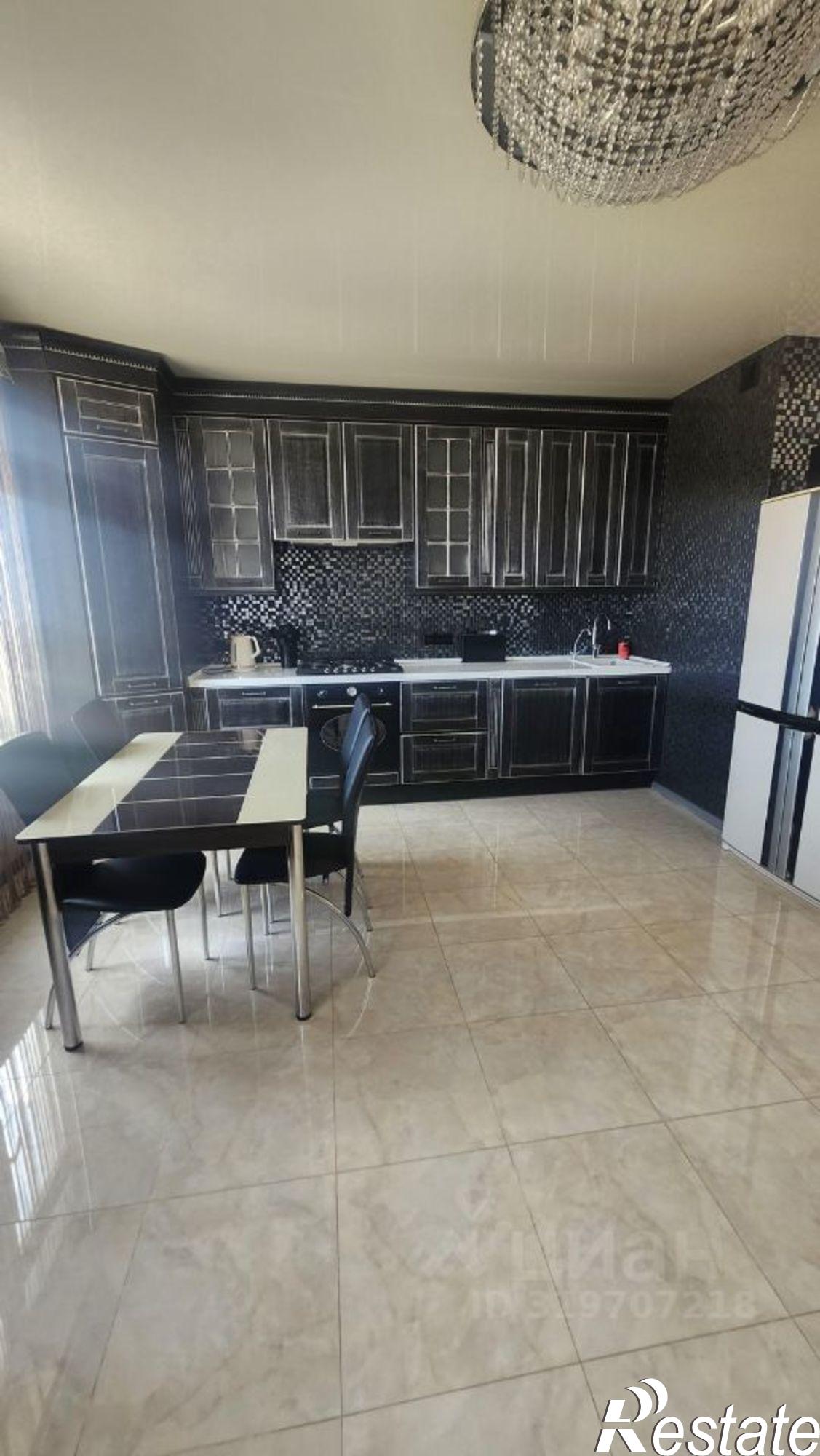 Купить квартиру за 28 000 000 рублей на ул Пожарова, 20/2