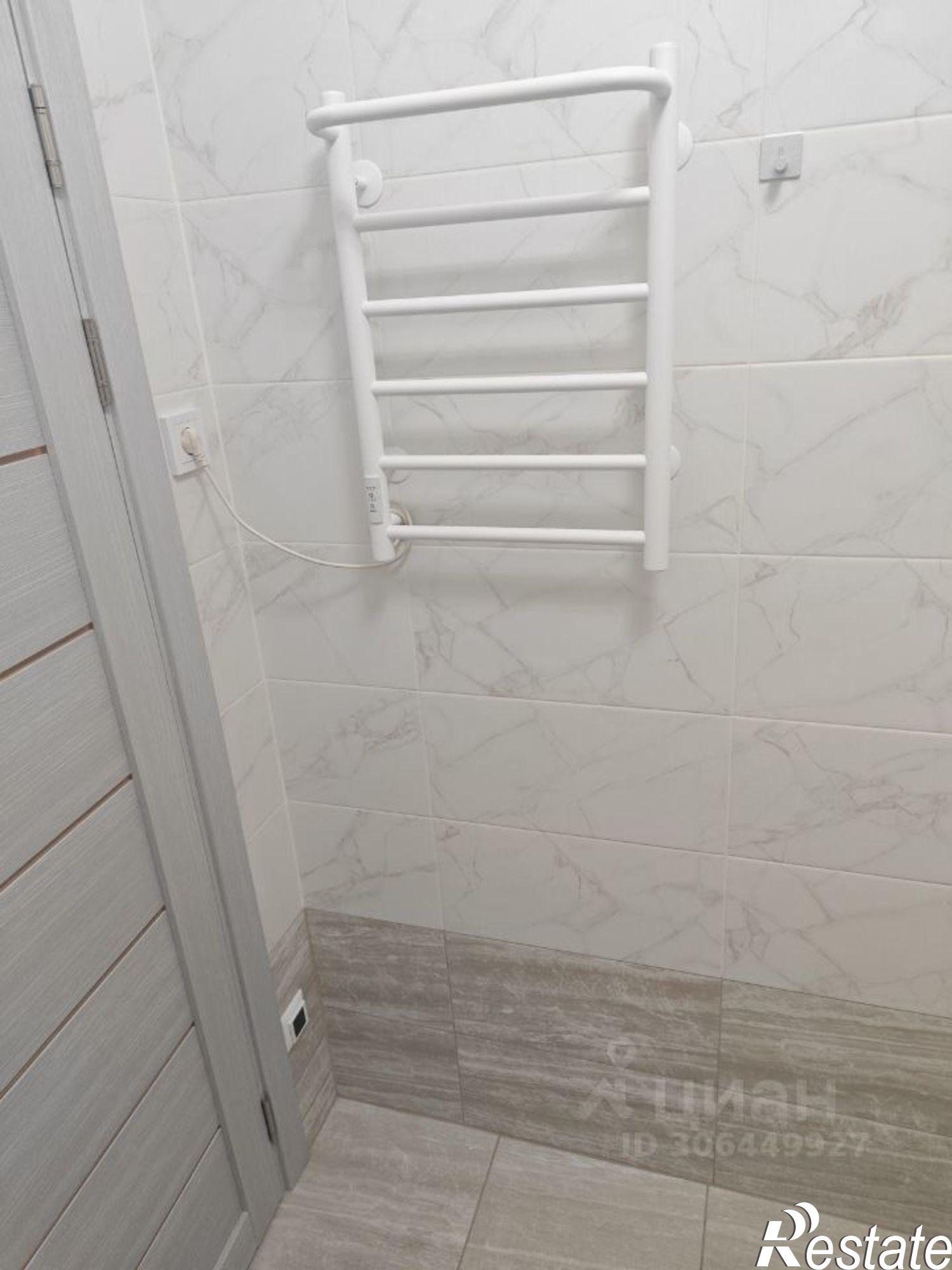 Сдать квартиру за 35 000 рублей на Севастополь, улица Токарева, 18В