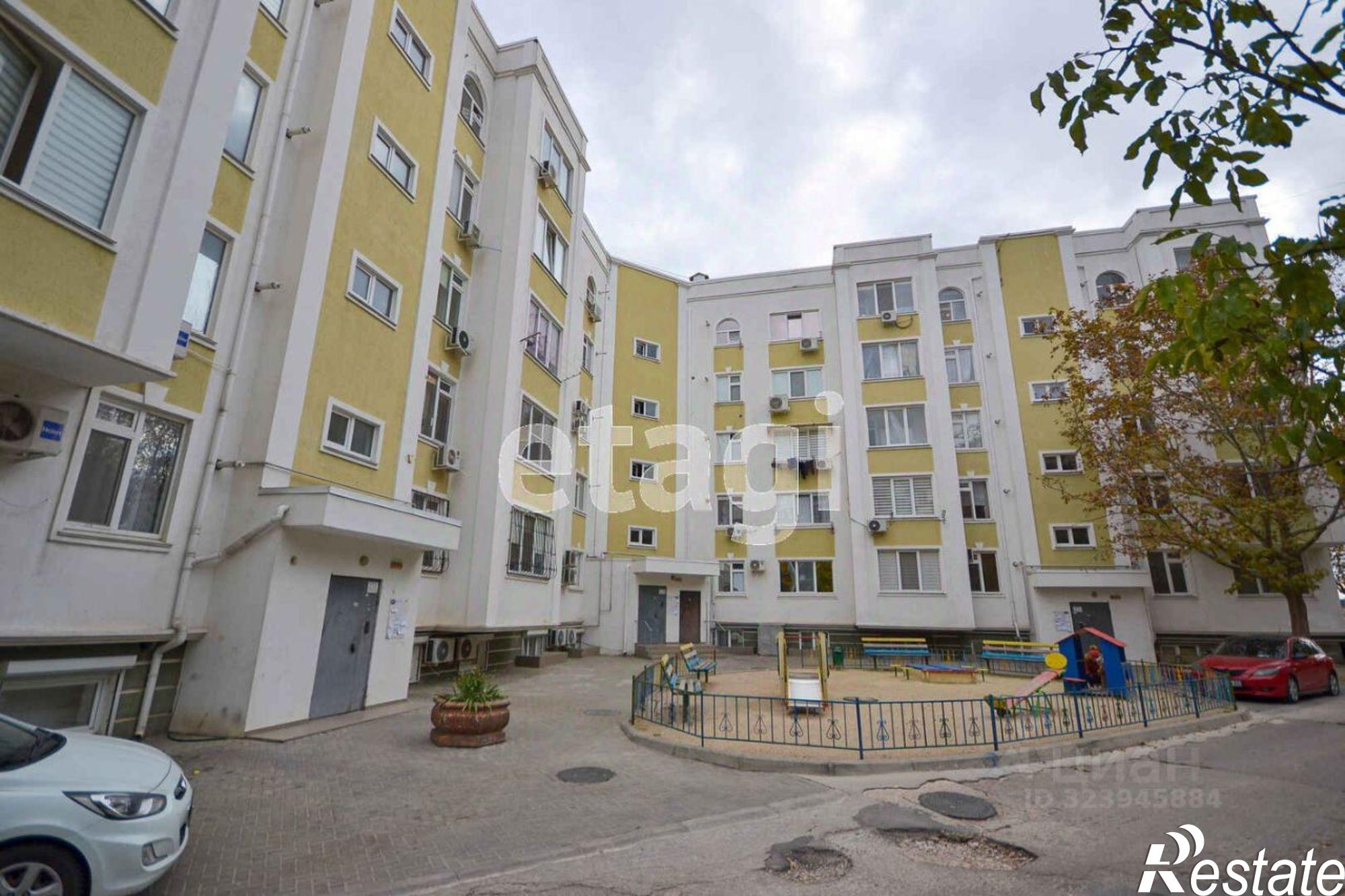 Купить квартиру за 8 000 000 рублей на Флагманская улица, 11Б