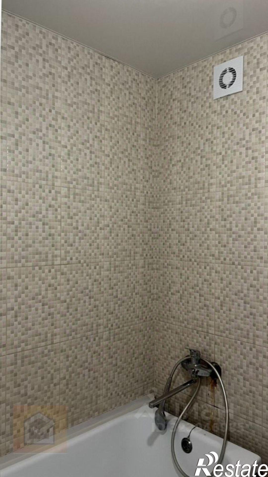 Купить квартиру за 4 700 000 рублей на Строительная улица, 16