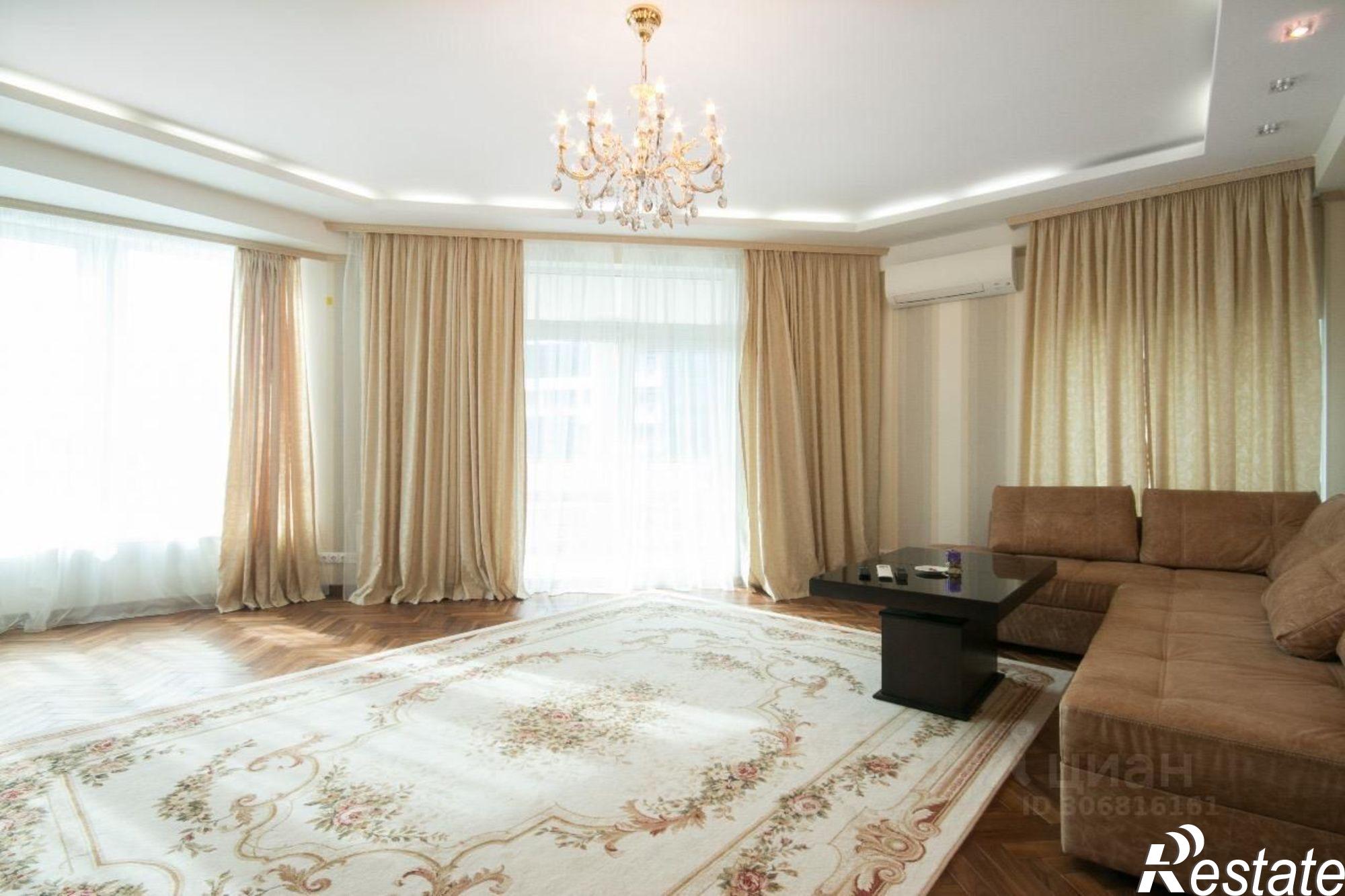 Купить квартиру за 35 800 000 рублей на Ялтинская, 16