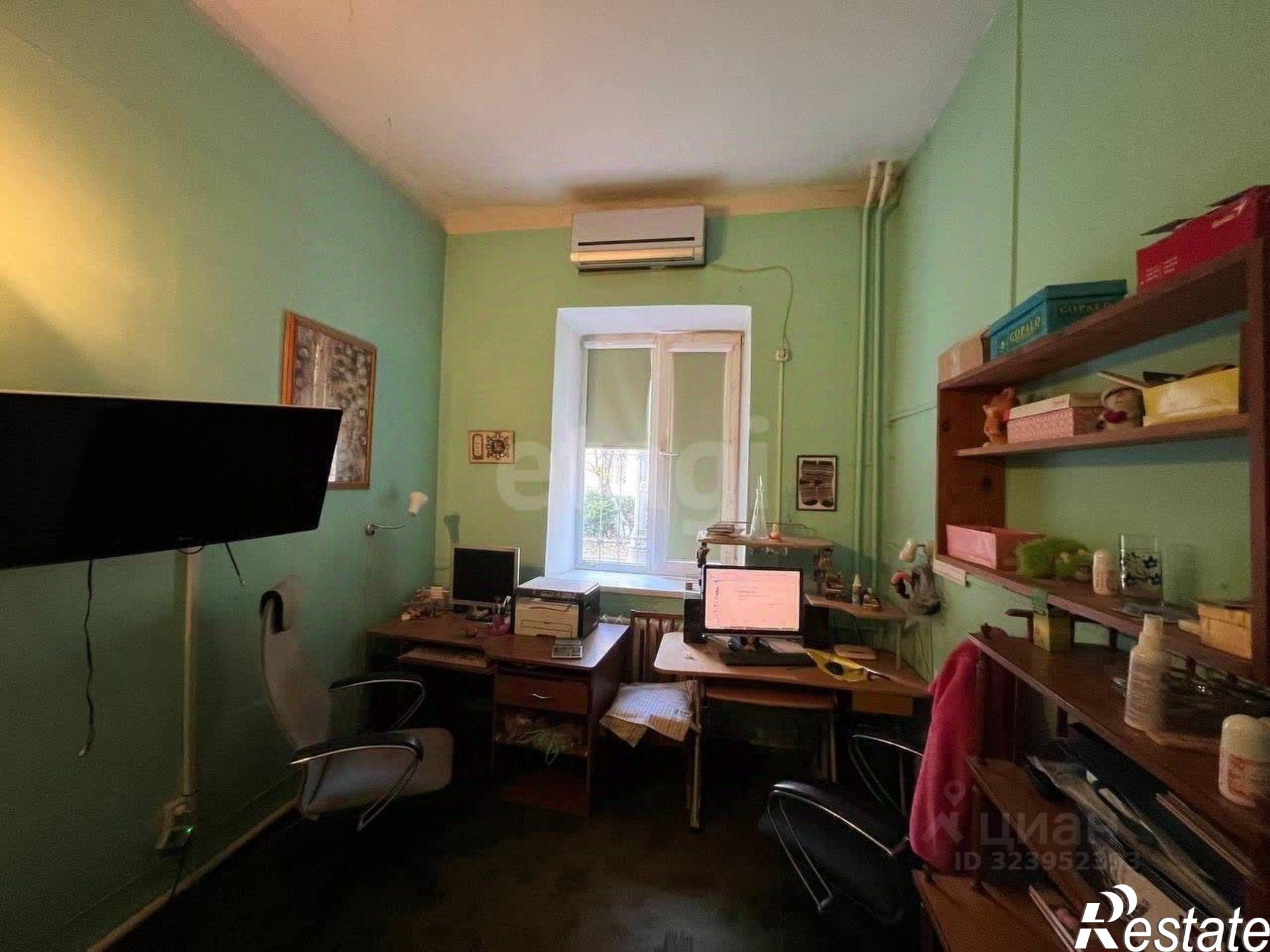 Купить квартиру за 12 500 000 рублей на ул Суворова, 17