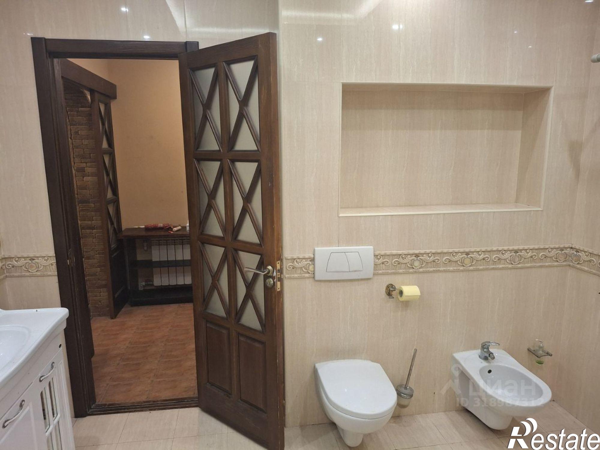 Купить квартиру за 15 900 000 рублей на улица Генерала Петрова, 19