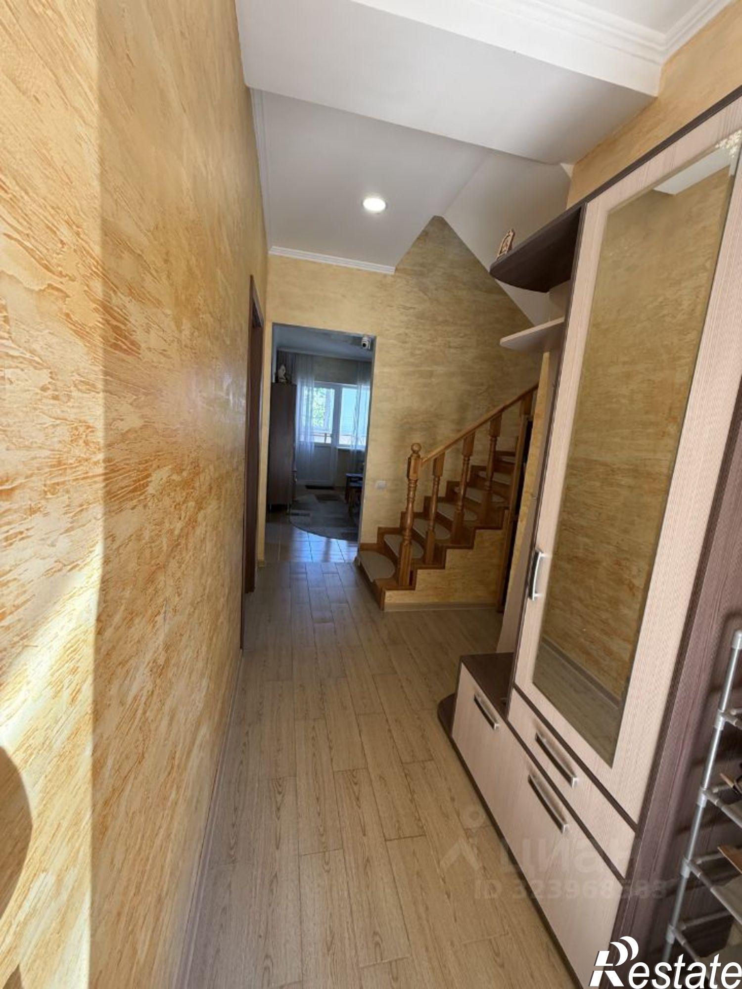 Купить дачу, дом, коттедж за 19 000 000 рублей на Симонок улица, 59