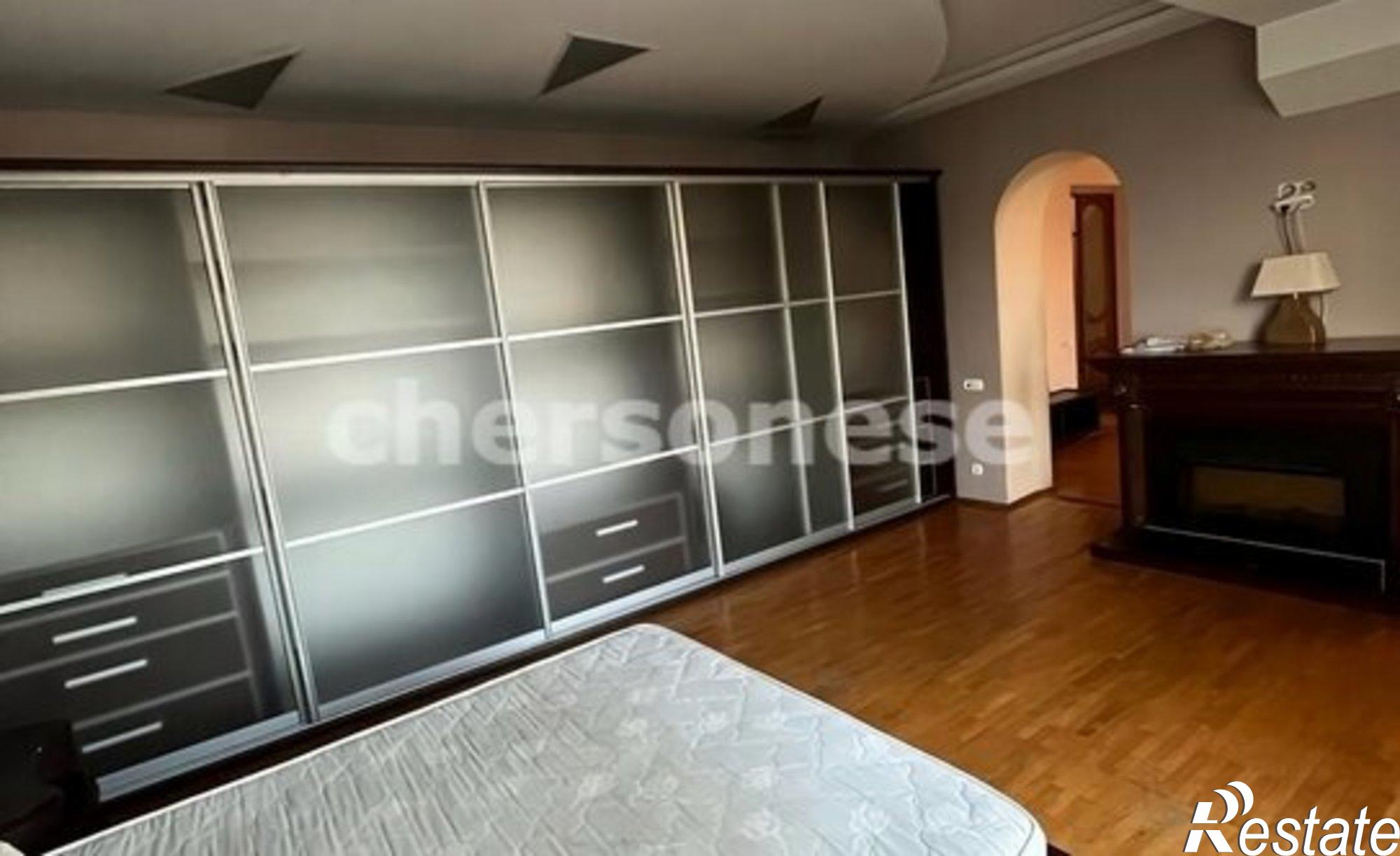 Купить квартиру за 19 995 000 рублей на улица Ленина, 68