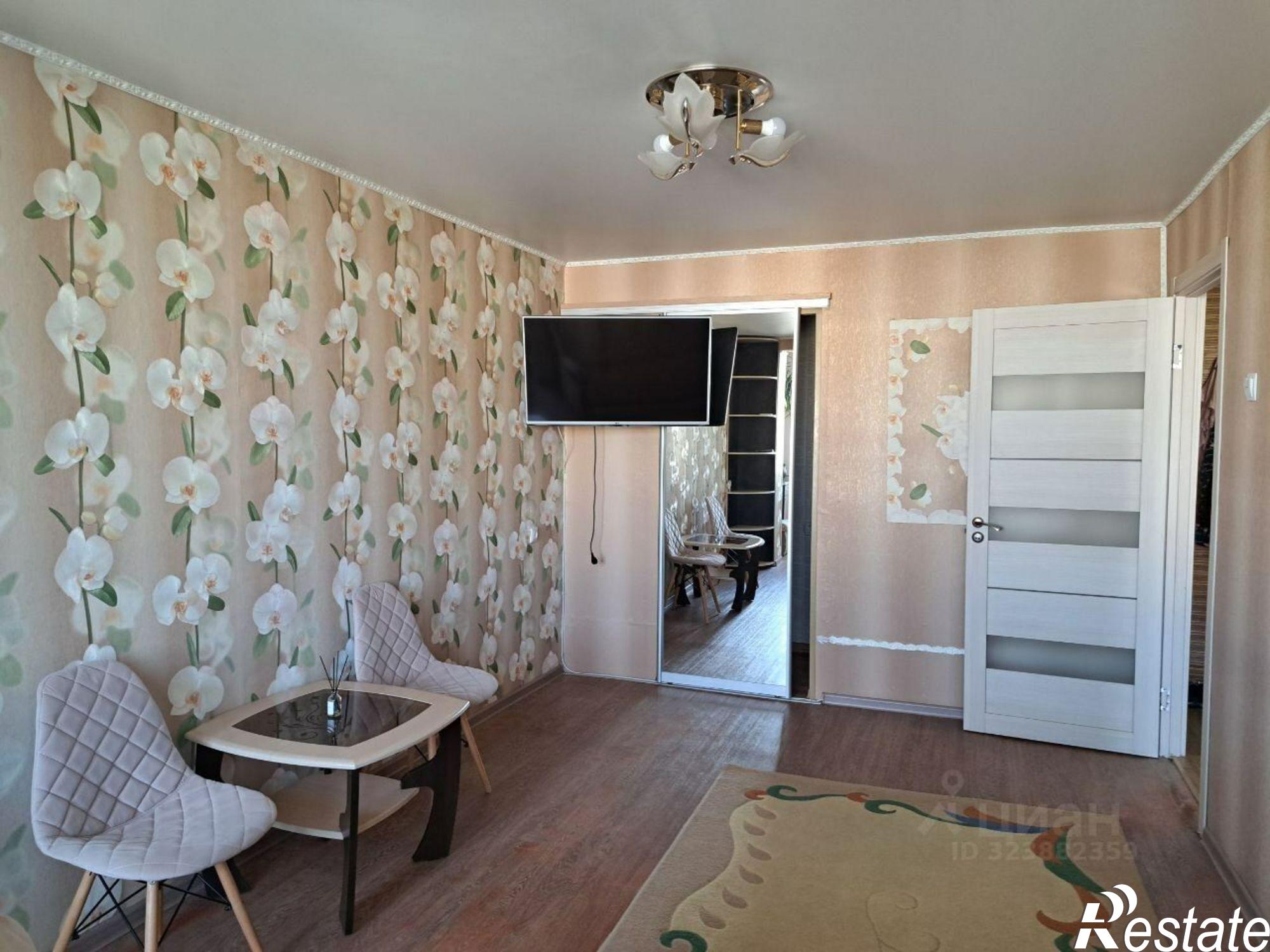 Сдать квартиру за 35 000 000 рублей на пр-кт Генерала Острякова, 29