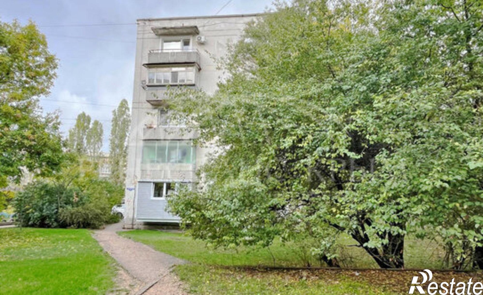 Купить квартиру за 9 800 000 рублей на ул Лоцманская, 4