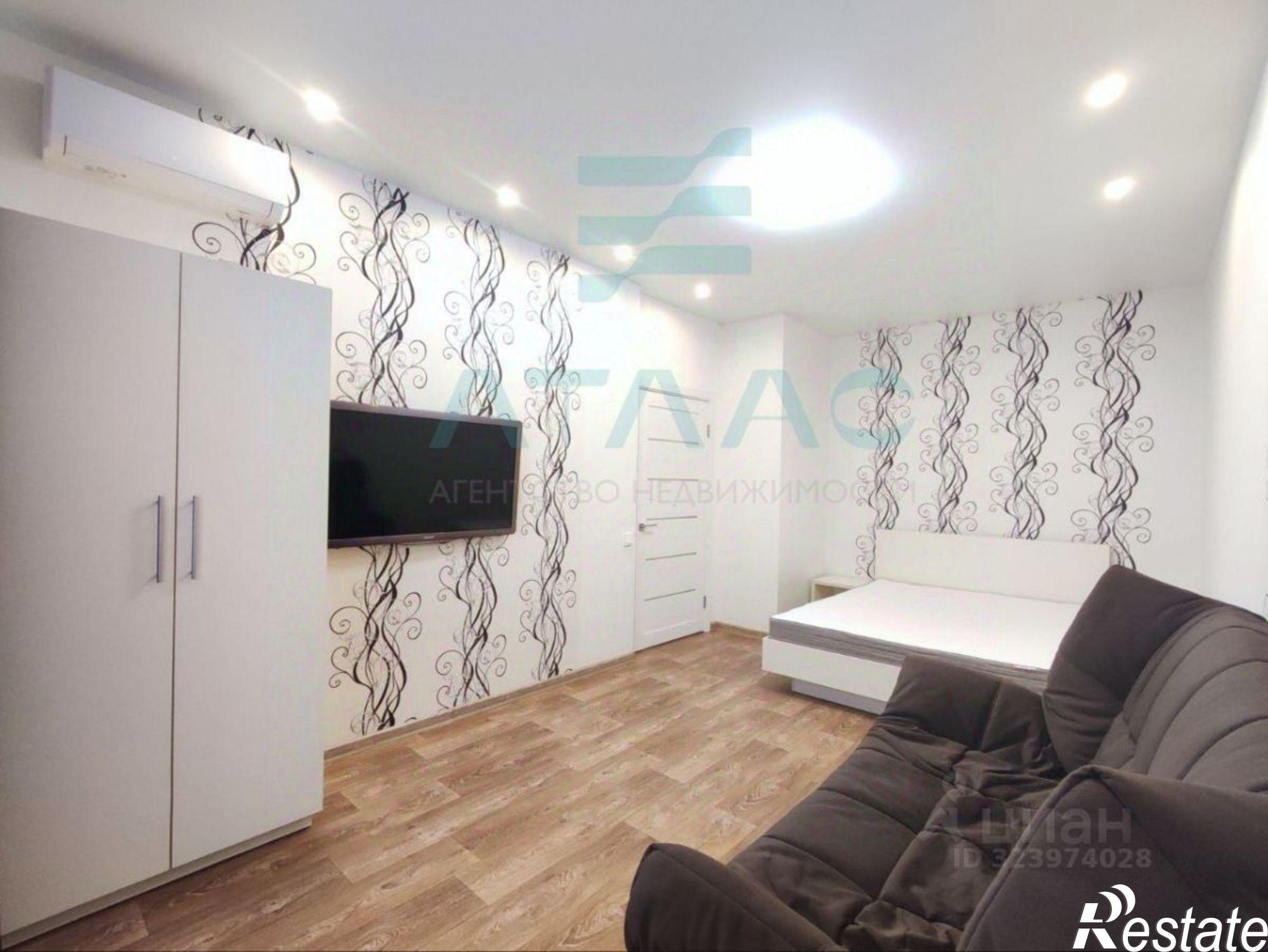 Сдать квартиру за 45 000 рублей на ул Крымской весны, 1 5