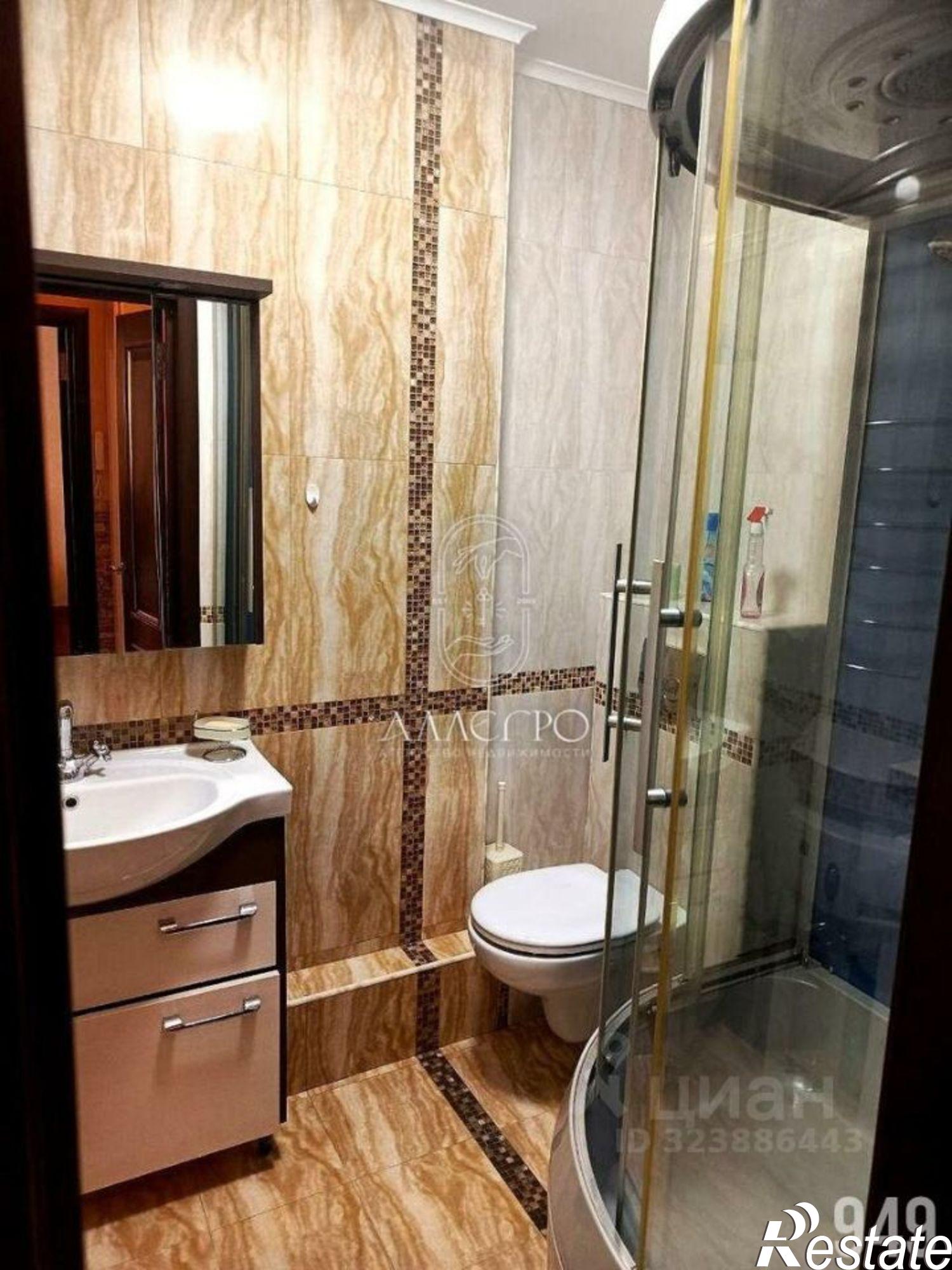 Сдать квартиру за 40 000 рублей на Античный пр-кт, 18