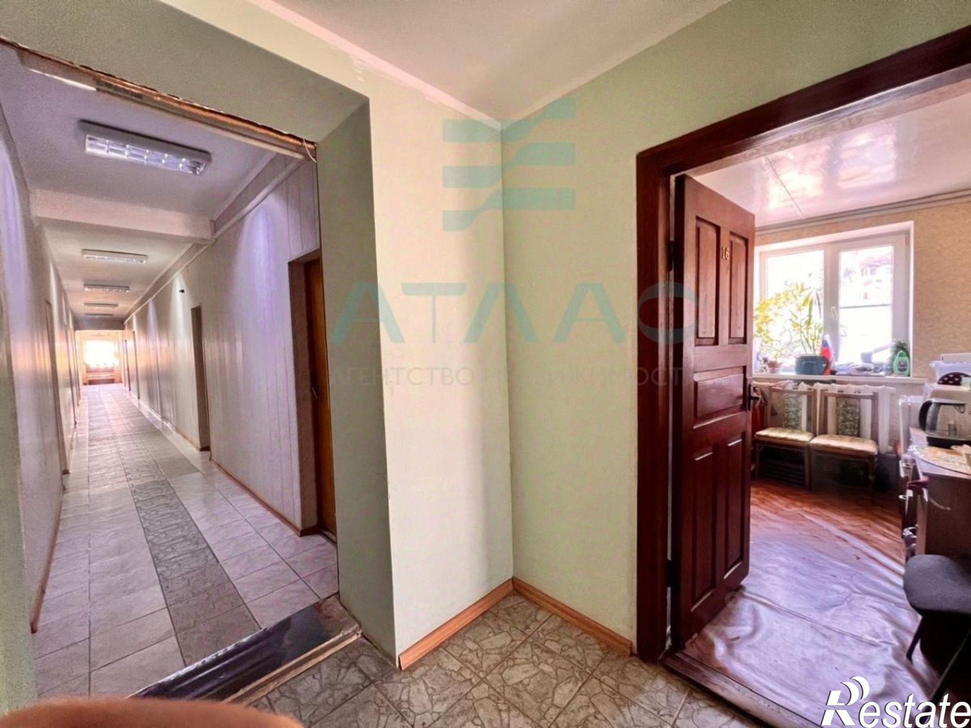 Купить складское помещение за 8 000 230 рублей на Московская улица, 152