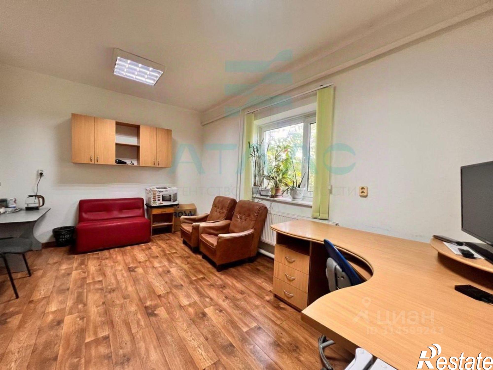 Купить складское помещение за 8 000 230 рублей на Московская улица, 152