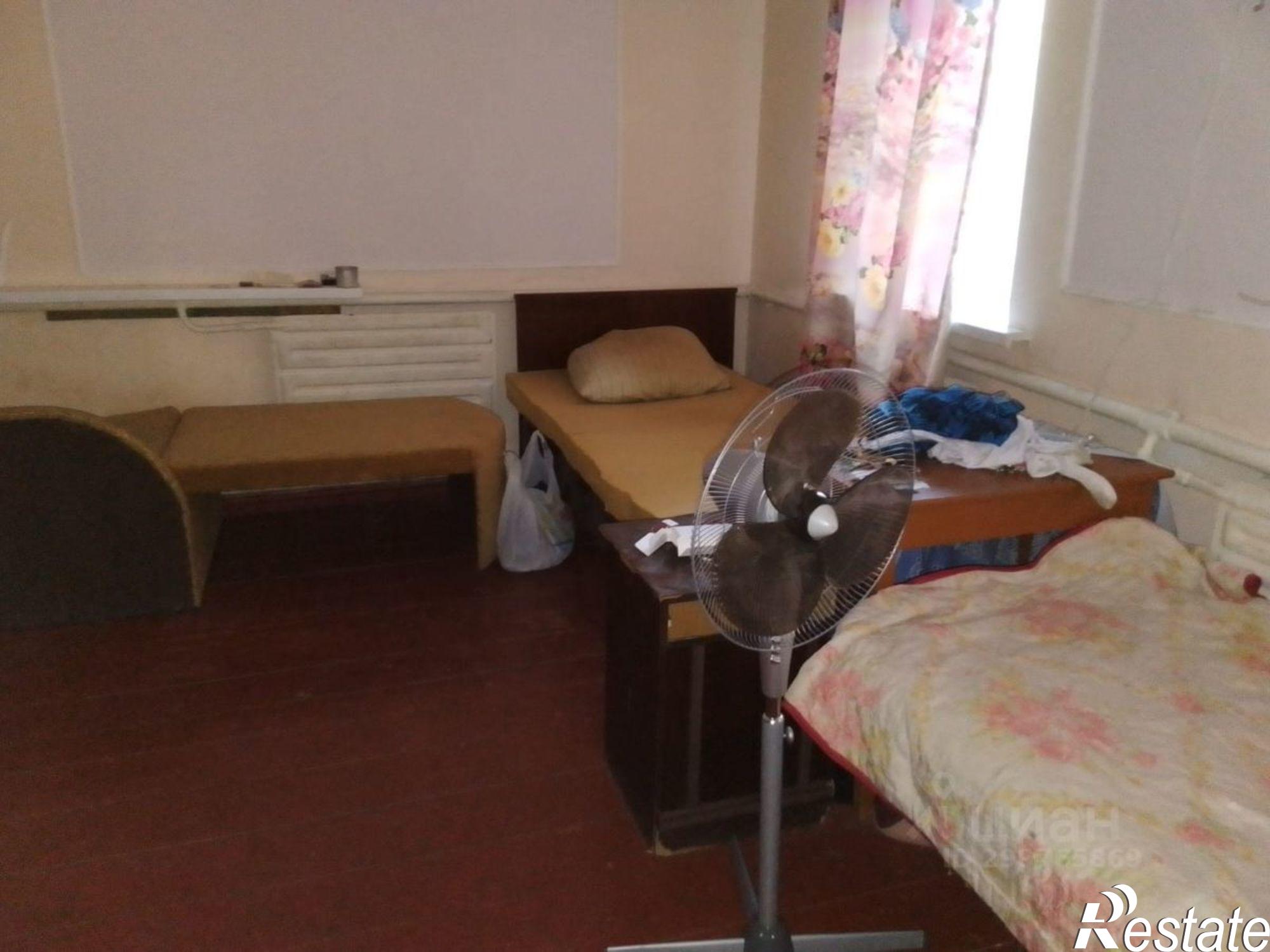 Купить дачу, дом, коттедж за 11 000 000 рублей на ул Днепровская, 37