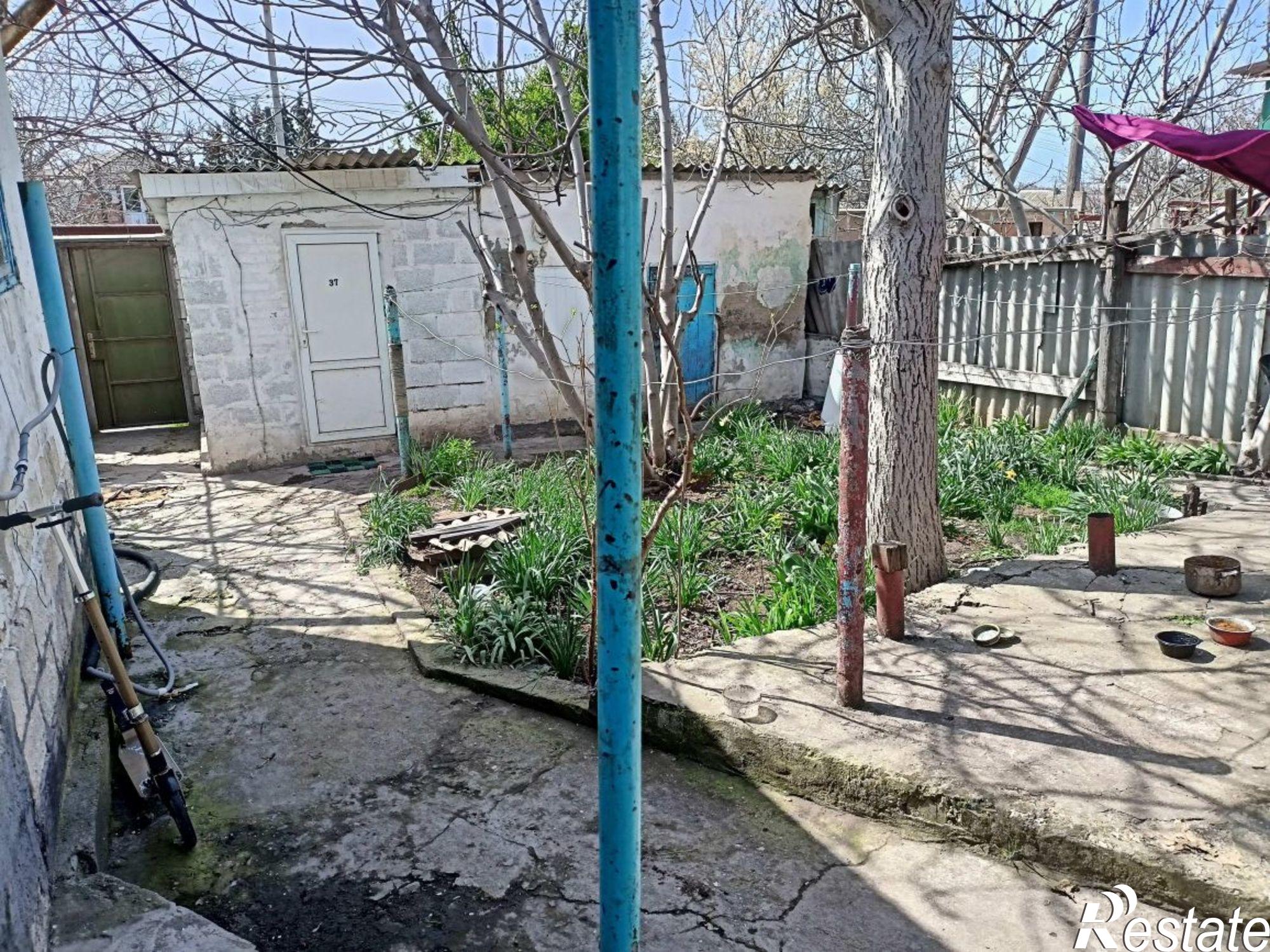 Купить дачу, дом, коттедж за 11 000 000 рублей на ул Днепровская, 37