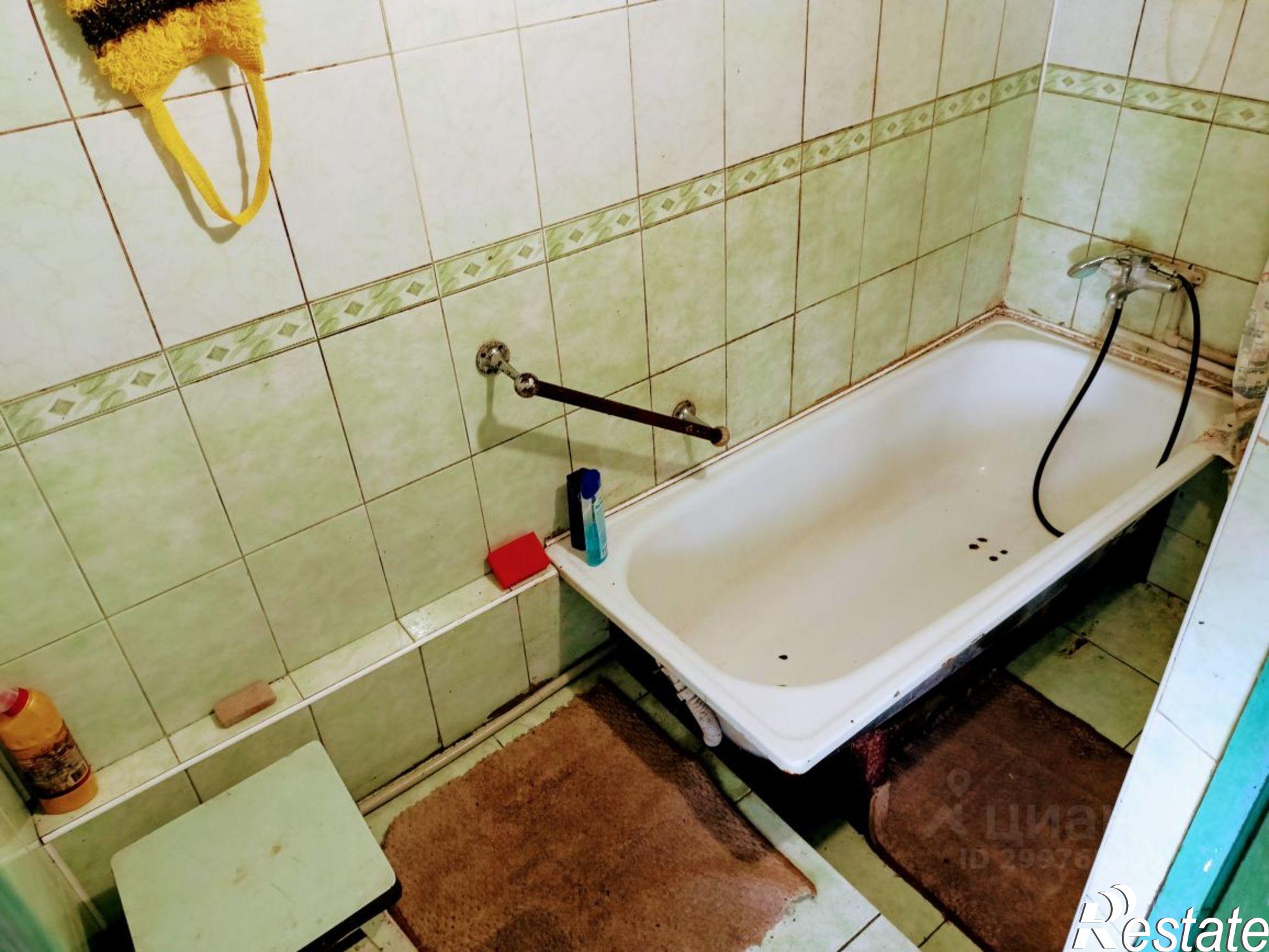 Купить дачу, дом, коттедж за 11 000 000 рублей на ул Днепровская, 37