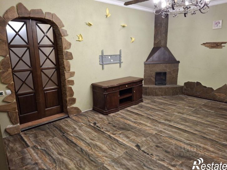 3-комн квартира улица Генерала Петрова, 19,  д. 19