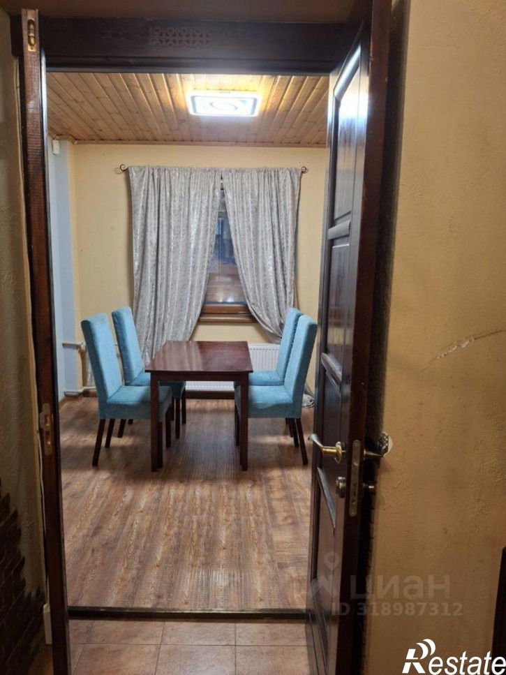 3-комн квартира улица Генерала Петрова, 19,  д. 19