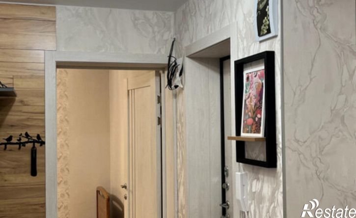 2-комн квартира Строительная улица, 18,  д. 18