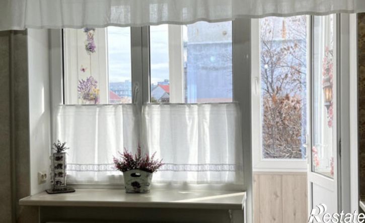 2-комн квартира Строительная улица, 18,  д. 18