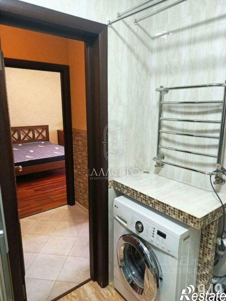 1-комн квартира Античный пр-кт, 18,  д. 18