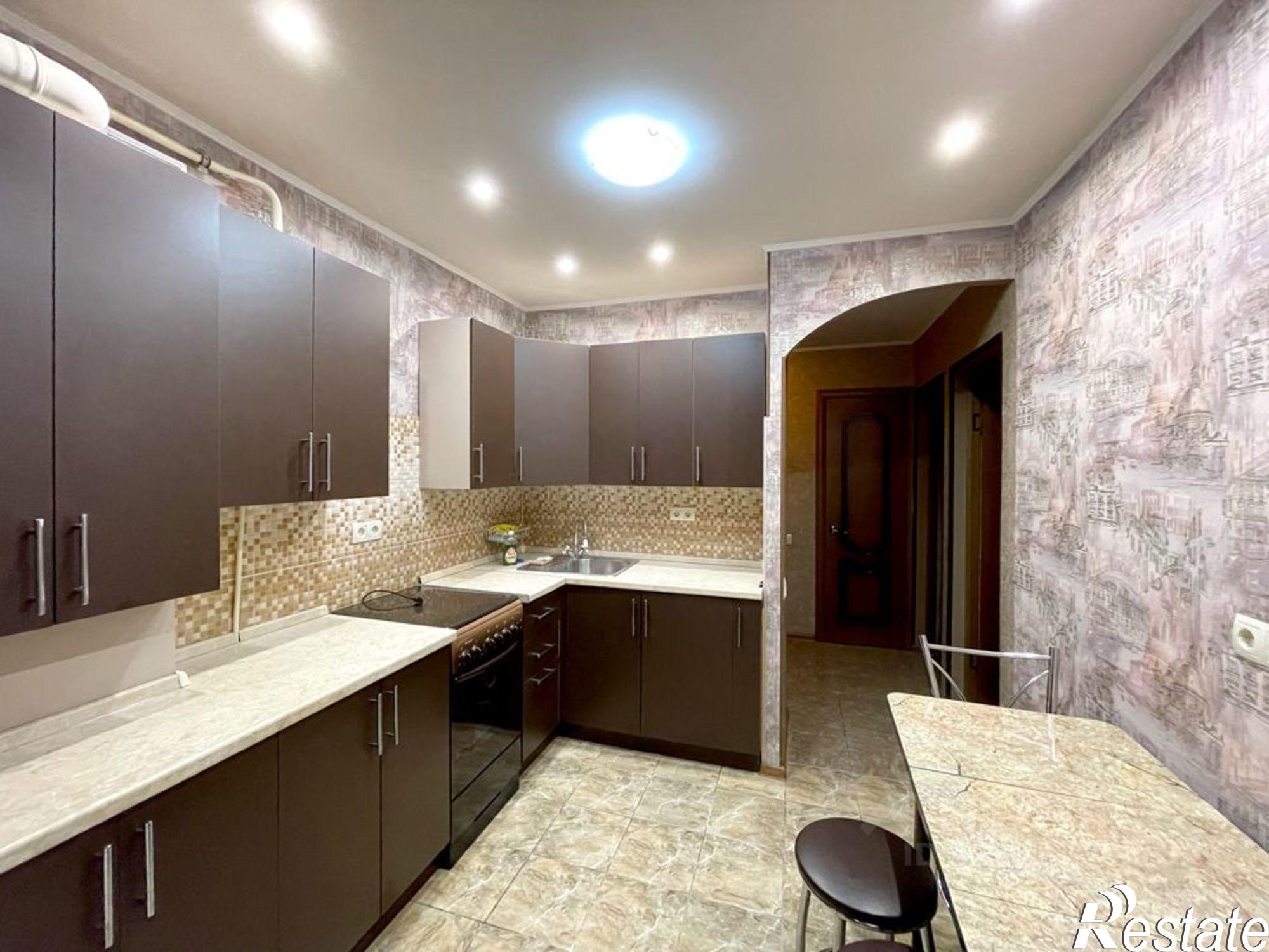 Сдать квартиру за 50 000 рублей на улица Адмирала Юмашева, 13