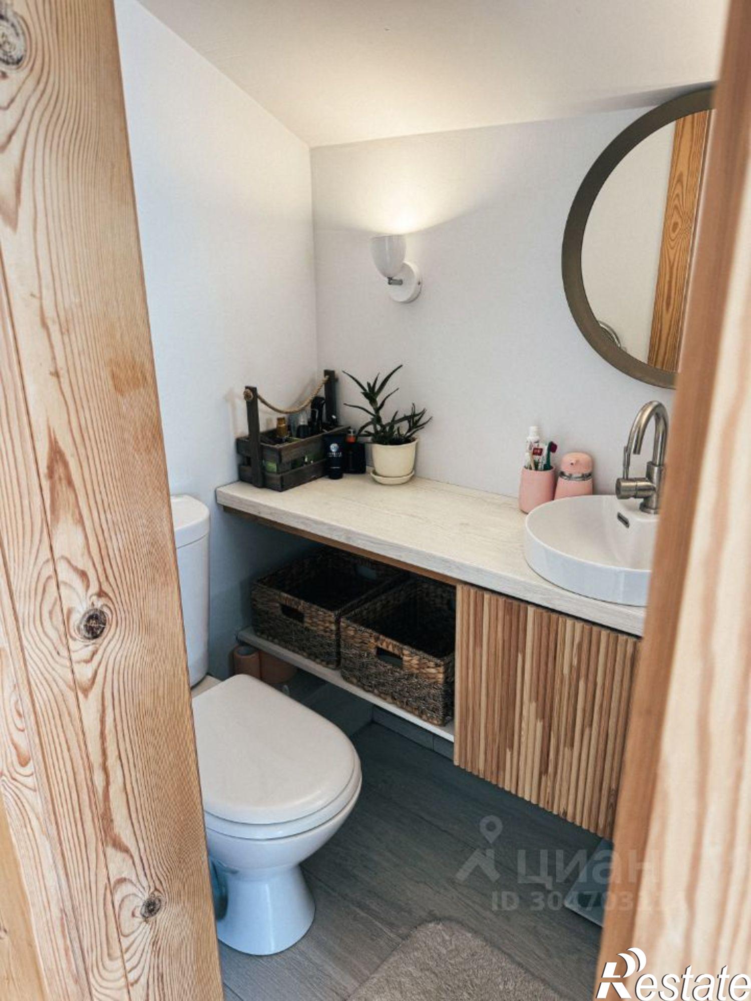 Купить гараж, место в паркинге за 15 000 000 рублей на Нагорная улица, 25