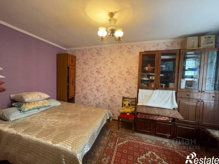 4-комн квартира Спортивная улица, 17,  д. 17