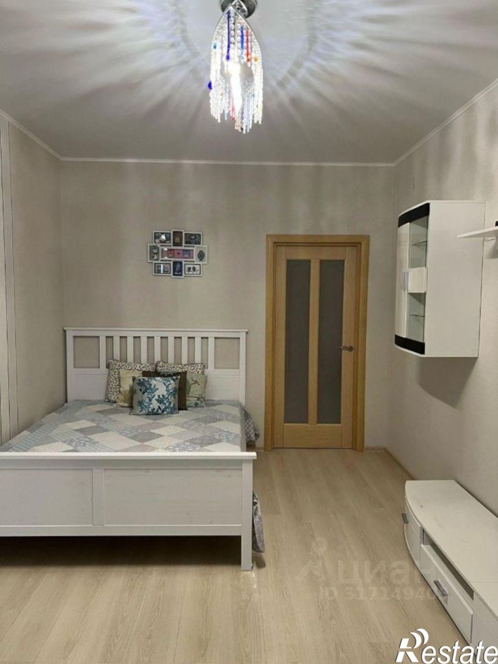 1-комн квартира Античный пр-кт, 64 4,  д. 64 4,  к. 4