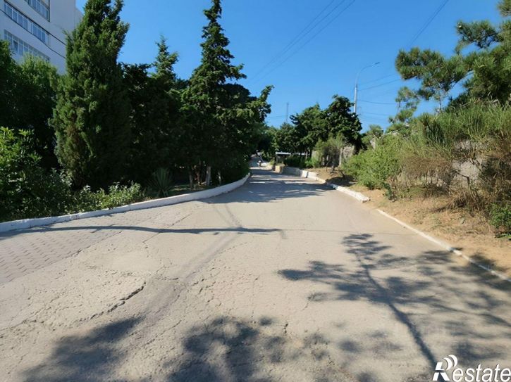 4-комн квартира улица Сурикова Василия, 10,  д. 10