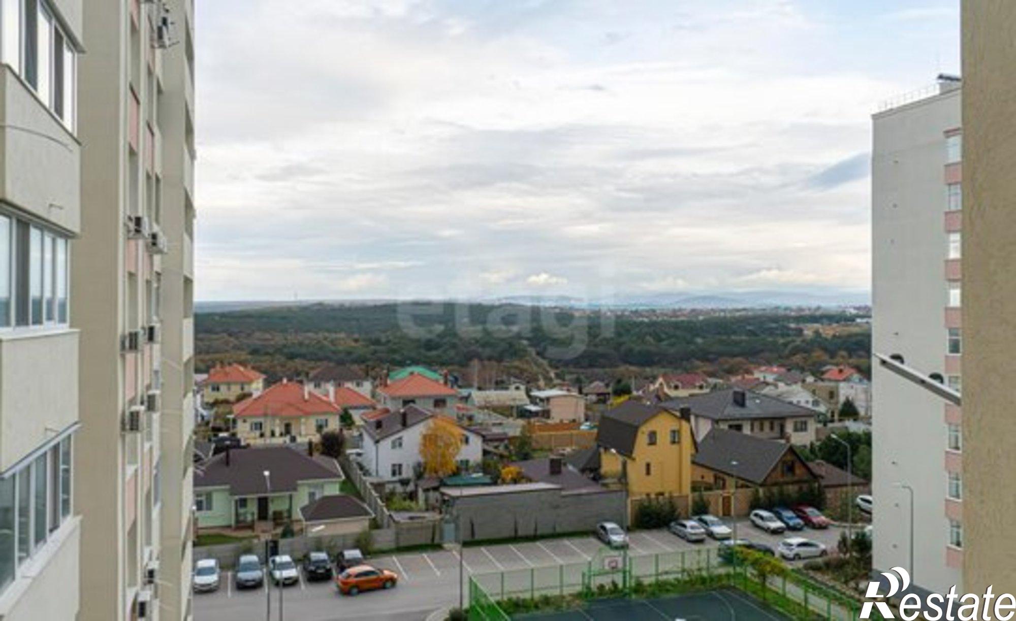 Купить квартиру за 14 000 000 рублей на улица Горпищенко, 127 к2