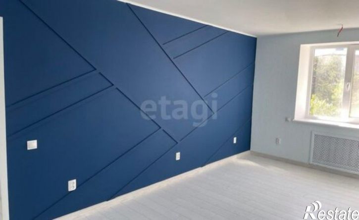 3-комн квартира 3-й микрорайон, 82В,  д. 82В