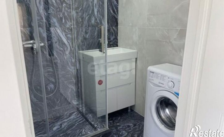 3-комн квартира 3-й микрорайон, 82В,  д. 82В